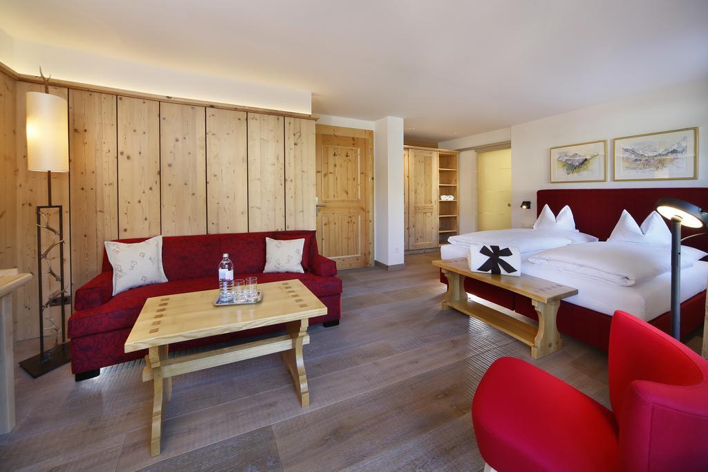 Hotel Petersboden Lech am Arlberg Habitación foto